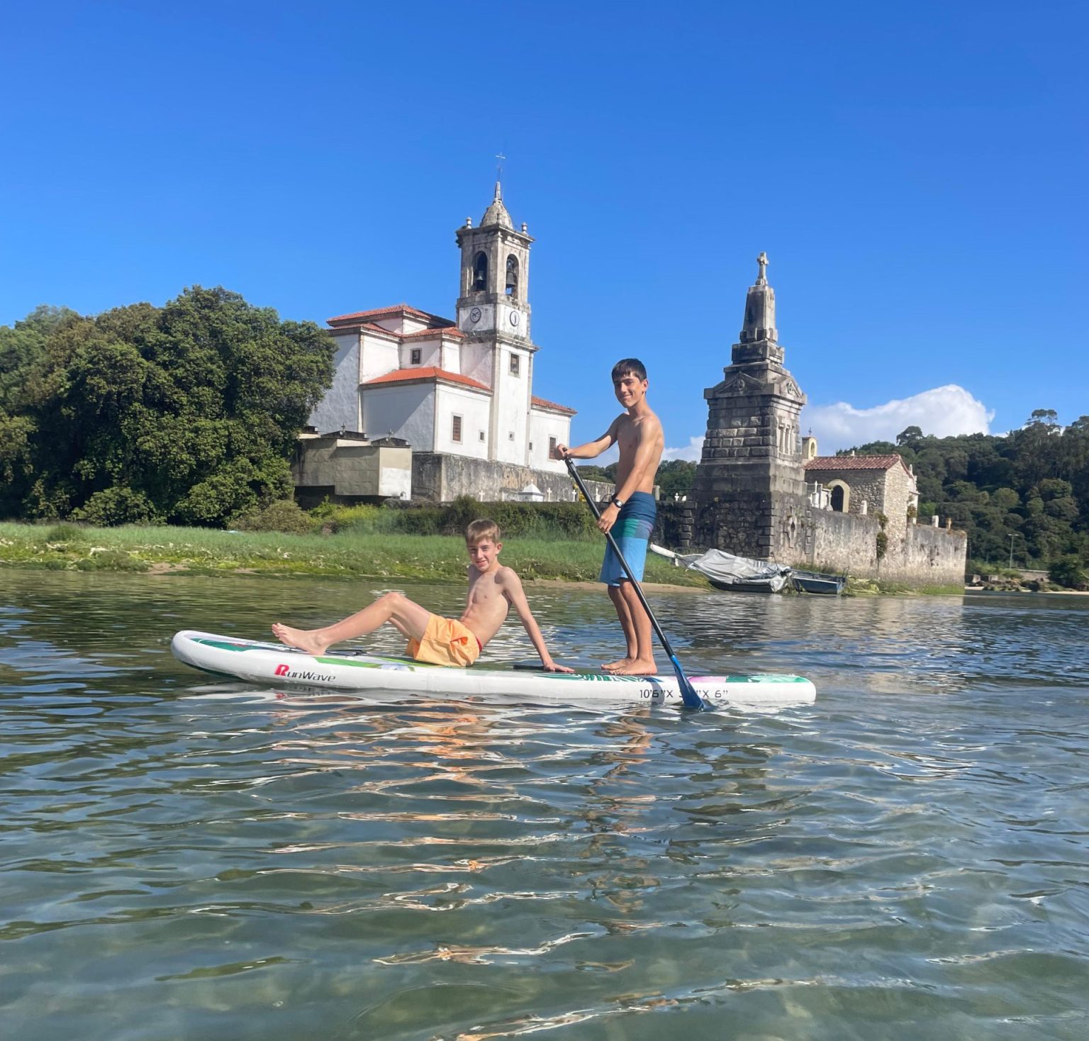 Paddle surf lessons